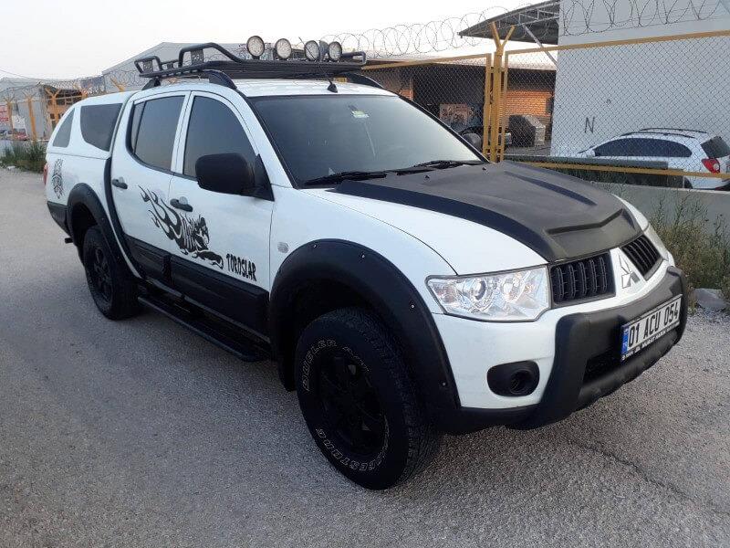 Mitsubishi L200 Motor Kaput Kabartma